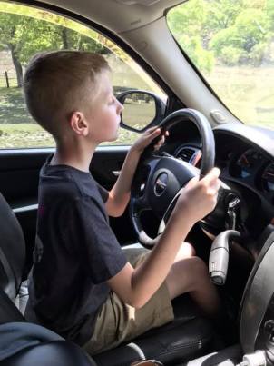 56158214_10218847476677401_6543760894571053056_n